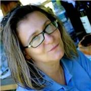 Docente referenziata impartire ripetizioni di Letteratura italiana